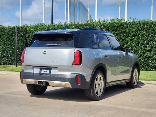 2025 MINI Countryman S