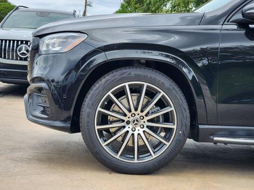 2025 Mercedes-Benz GLS 450 4MATIC