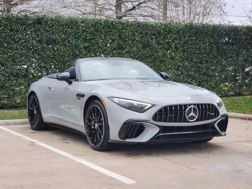 2025 Mercedes-Benz AMG SL 63 Base