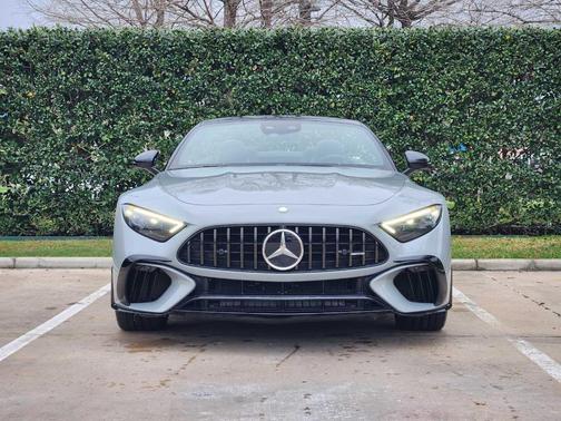 2025 Mercedes-Benz AMG SL 63 Base