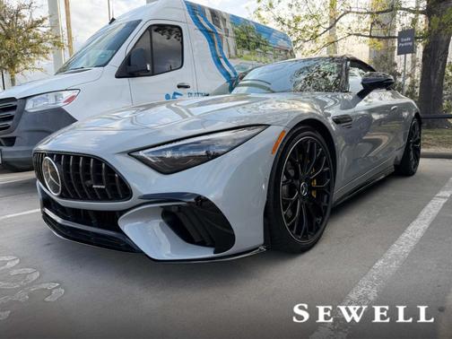 2025 Mercedes-Benz AMG SL 63 Base