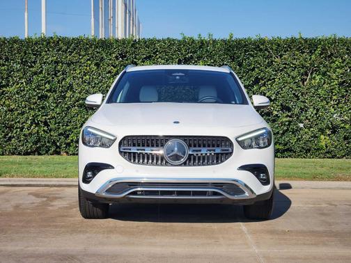 2025 Mercedes-Benz GLA 250 Base