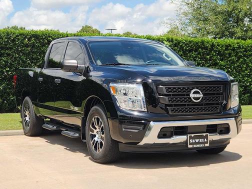 Black 2024 Nissan Titan SV
