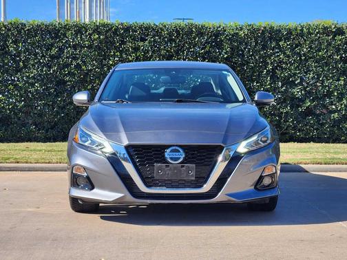 2020 Nissan Altima 2.0 Platinum