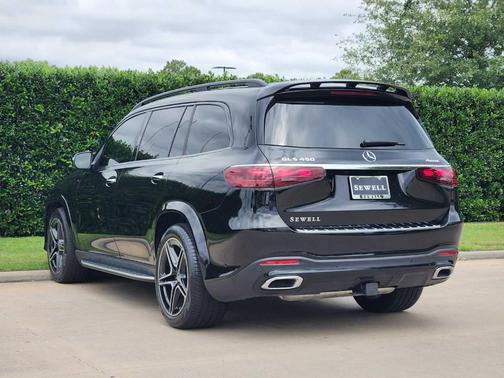 Obsidian Black Metallic 2026 Mercedes-Benz GLS 450 4MATIC