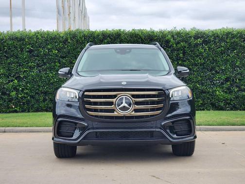 Obsidian Black Metallic 2026 Mercedes-Benz GLS 450 4MATIC