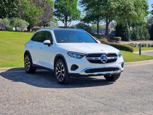 Polar White 2025 Mercedes-Benz GLC 350e Base 4MATIC
