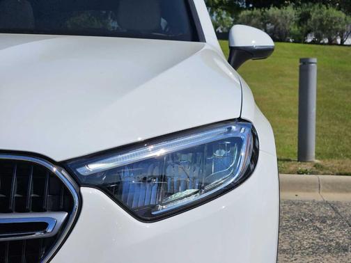Polar White 2025 Mercedes-Benz GLC 350e Base 4MATIC