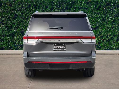 2023 Lincoln Navigator Black Label