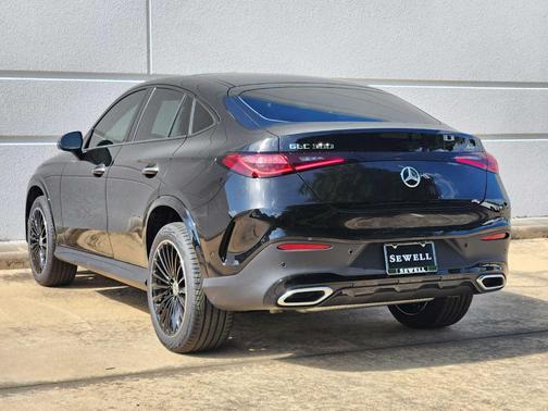 2025 Mercedes-Benz GLC 300 4MATIC Coupe