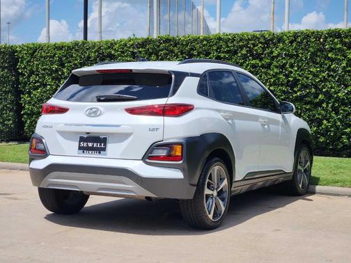 Chalk White 2018 Hyundai KONA Limited