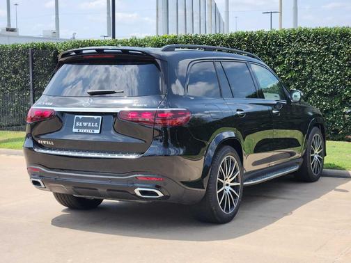 2026 Mercedes-Benz GLS 450 