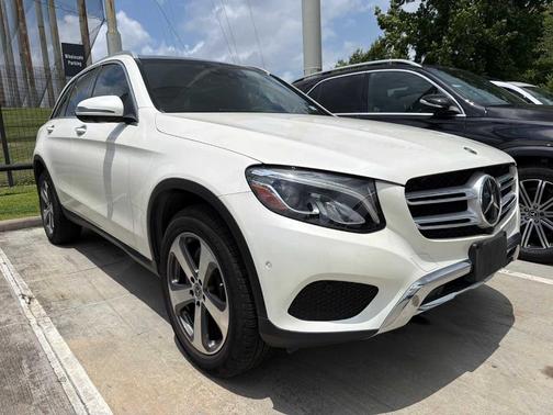 designo Diamond White Metallic 2018 Mercedes-Benz GLC 300 Base