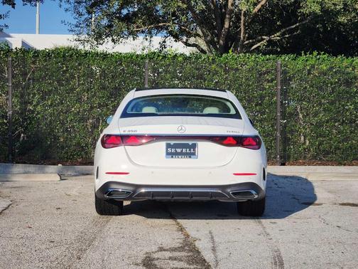 2025 Mercedes-Benz E-Class E 350