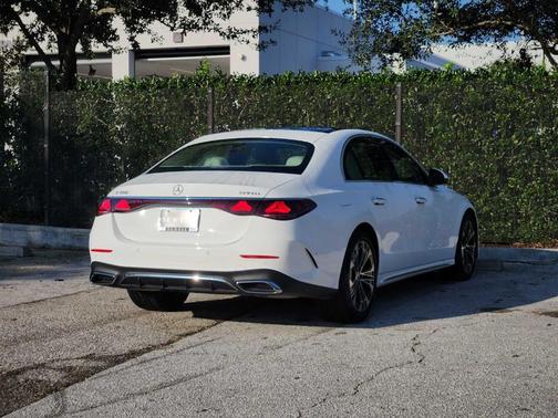 2025 Mercedes-Benz E-Class E 350