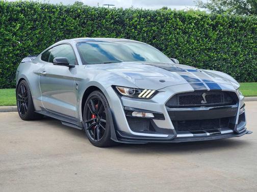 2020 Ford Shelby GT500 Base