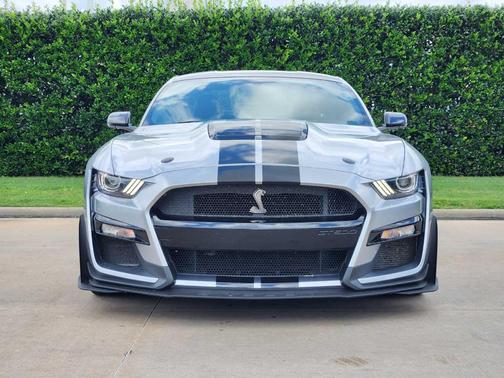 2020 Ford Shelby GT500 Base