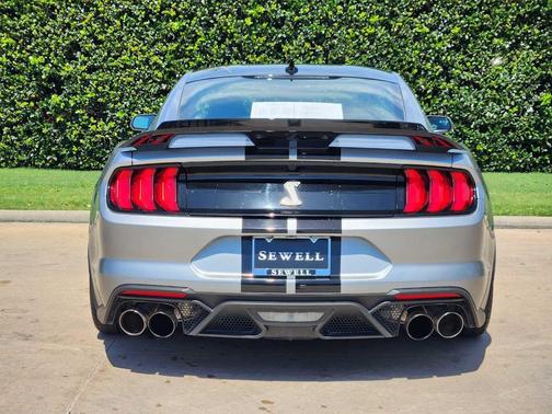 2020 Ford Shelby GT500 Base