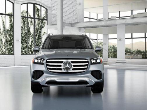 2026 Mercedes-Benz GLS 450 