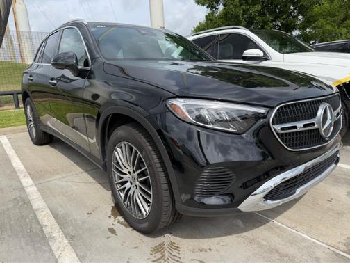 2026 Mercedes-Benz GLC 300 Base