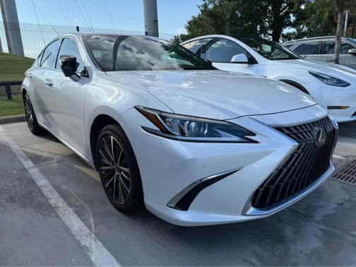 2024 Lexus ES 350 