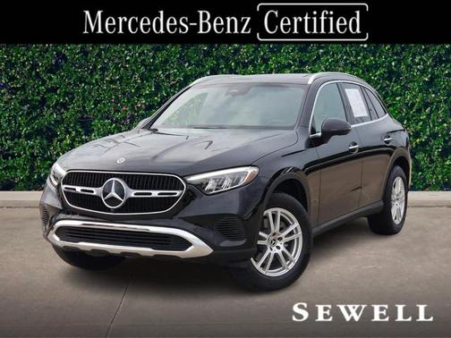 2025 Mercedes-Benz GLC 300 Base