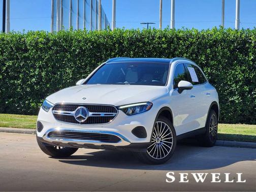 2025 Mercedes-Benz GLC 300 Base