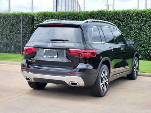 2025 Mercedes-Benz GLB 250 Base