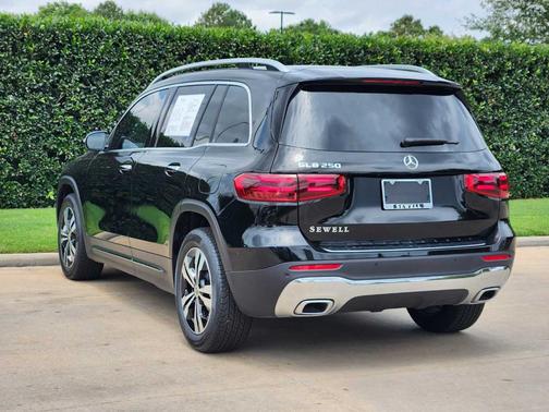 2025 Mercedes-Benz GLB 250 Base