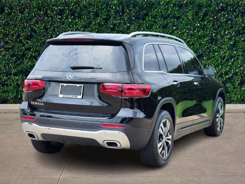 2025 Mercedes-Benz GLB 250 Base