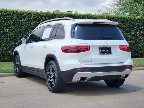 2026 Mercedes-Benz GLB 250 Base