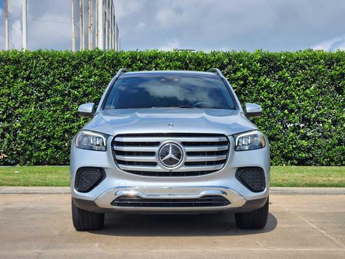 Cirrus Silver Metallic 2026 Mercedes-Benz GLS 450 4MATIC
