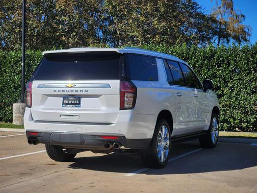 2021 Chevrolet Suburban High Country