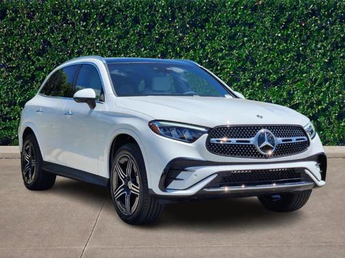 2025 Mercedes-Benz GLC 300 Base