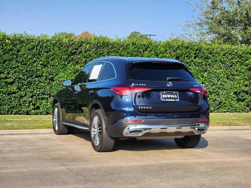 2023 Mercedes-Benz GLC 300 Base 4MATIC