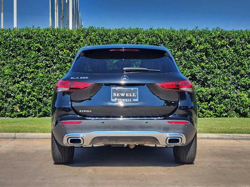Midnight Black 2023 Mercedes-Benz GLA 250 Base