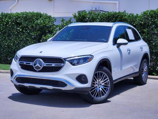 2025 Mercedes-Benz GLC 300 Base