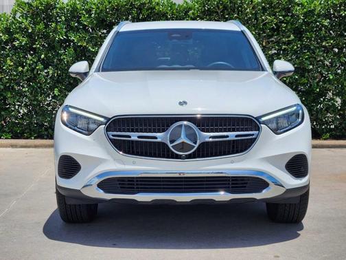 2025 Mercedes-Benz GLC 300 Base