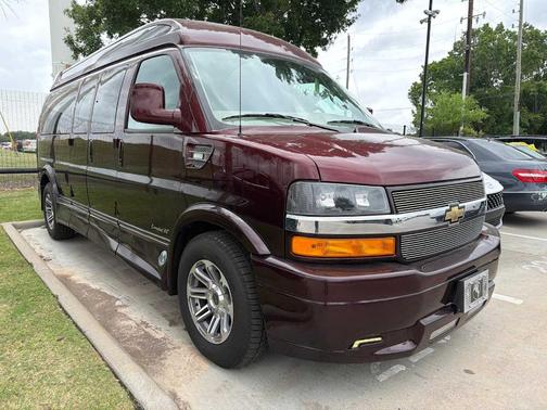 Special 2022 Chevrolet Express 2500 Work Van