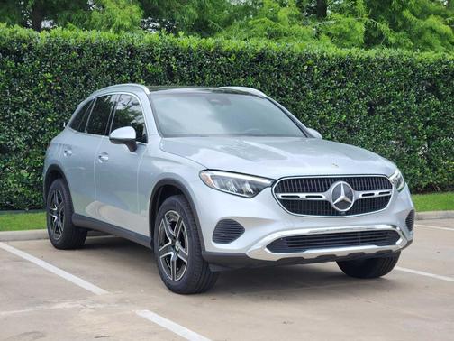 Cirrus Silver Metallic 2026 Mercedes-Benz GLC 300 Base