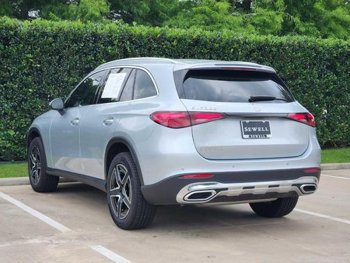 Cirrus Silver Metallic 2026 Mercedes-Benz GLC 300 Base