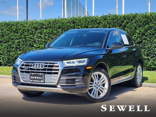 Mythos Black Metallic 2018 Audi Q5 2.0T Tech Premium