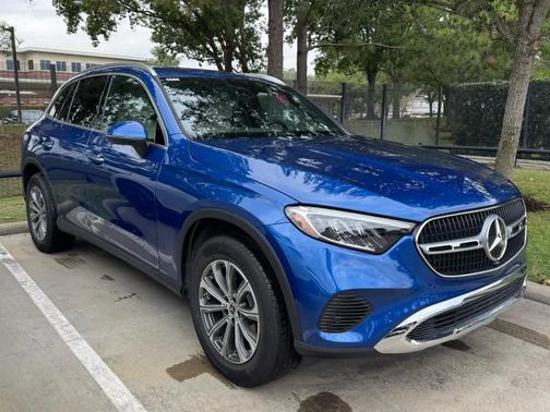 2025 Mercedes-Benz GLC 300 Base