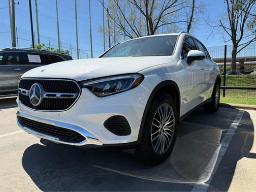 2026 Mercedes-Benz GLC 300 Base