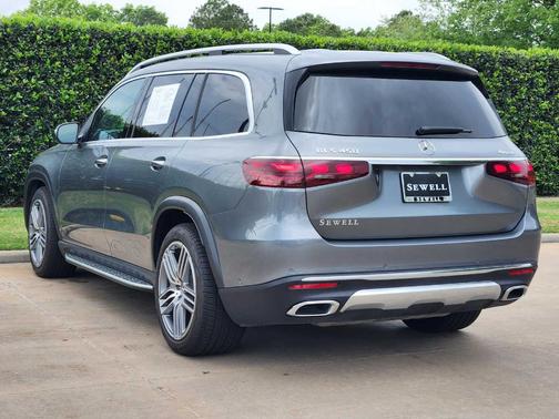 2026 Mercedes-Benz GLS 450 4MATIC
