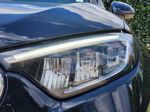 2026 Mercedes-Benz GLC 300 Base