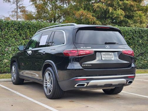 2025 Mercedes-Benz GLS 450 4MATIC