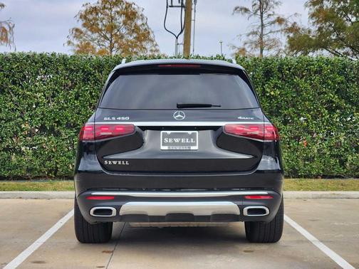 2025 Mercedes-Benz GLS 450 4MATIC