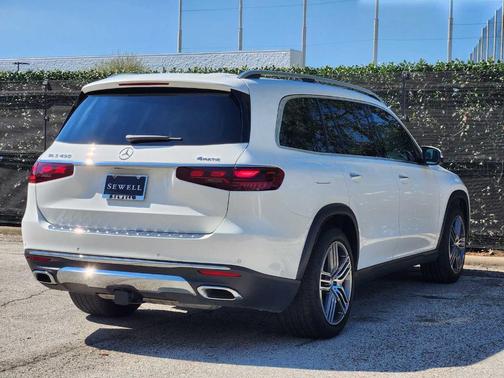 2024 Mercedes-Benz GLS 450 4MATIC