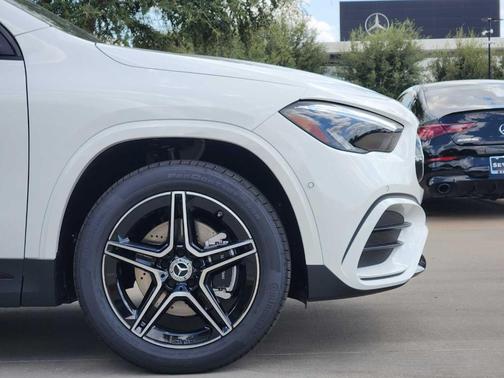 2026 Mercedes-Benz GLA 250 Base
